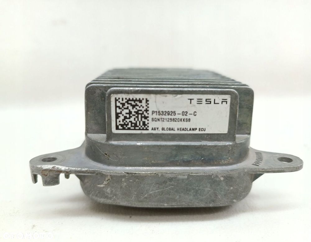 PRZETWORNICA MODUŁ LED TESLA MODEL 3 Y P1532925-02-C - 2