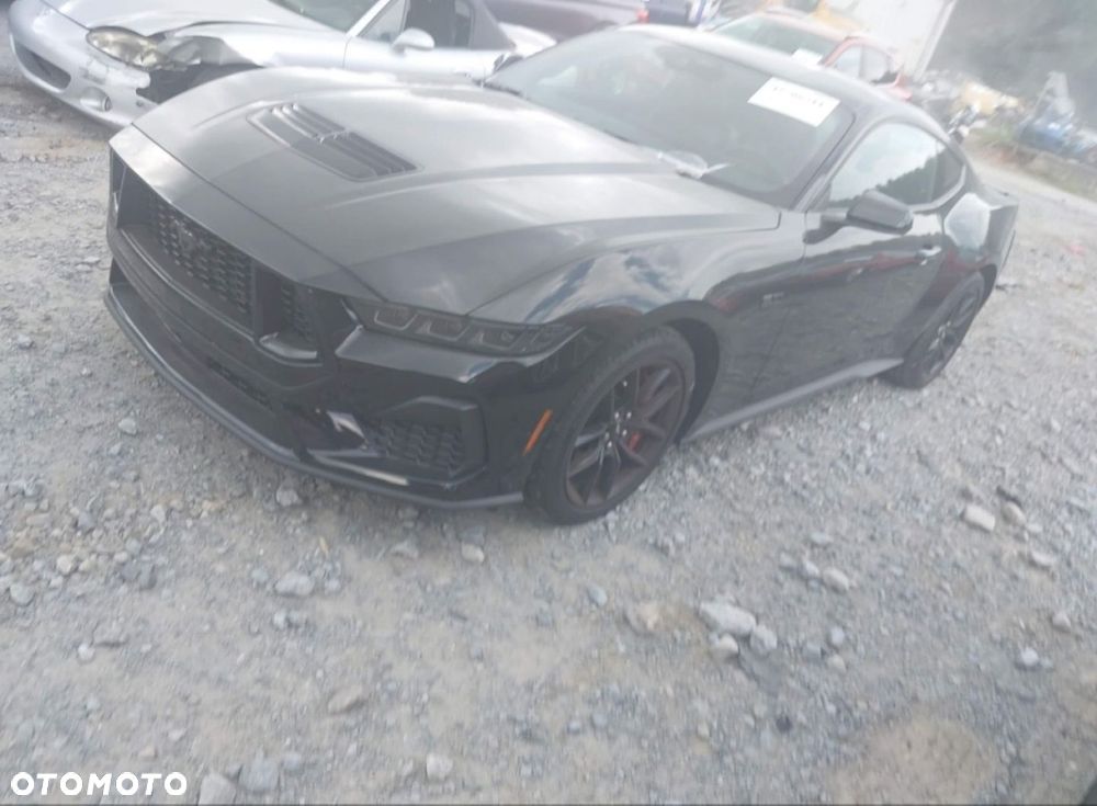 Ford Mustang - 2