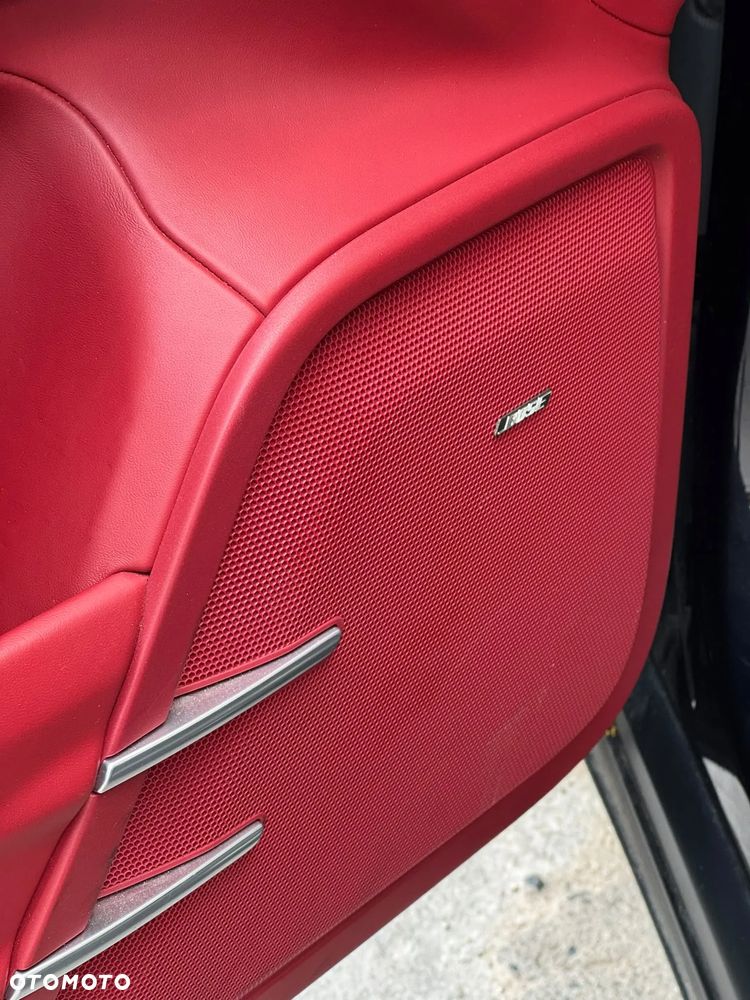 Porsche Cayenne - 22