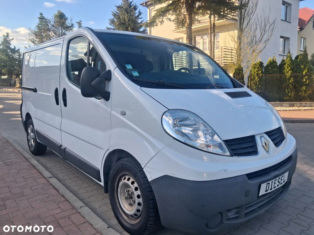Renault TRAFIC - 7