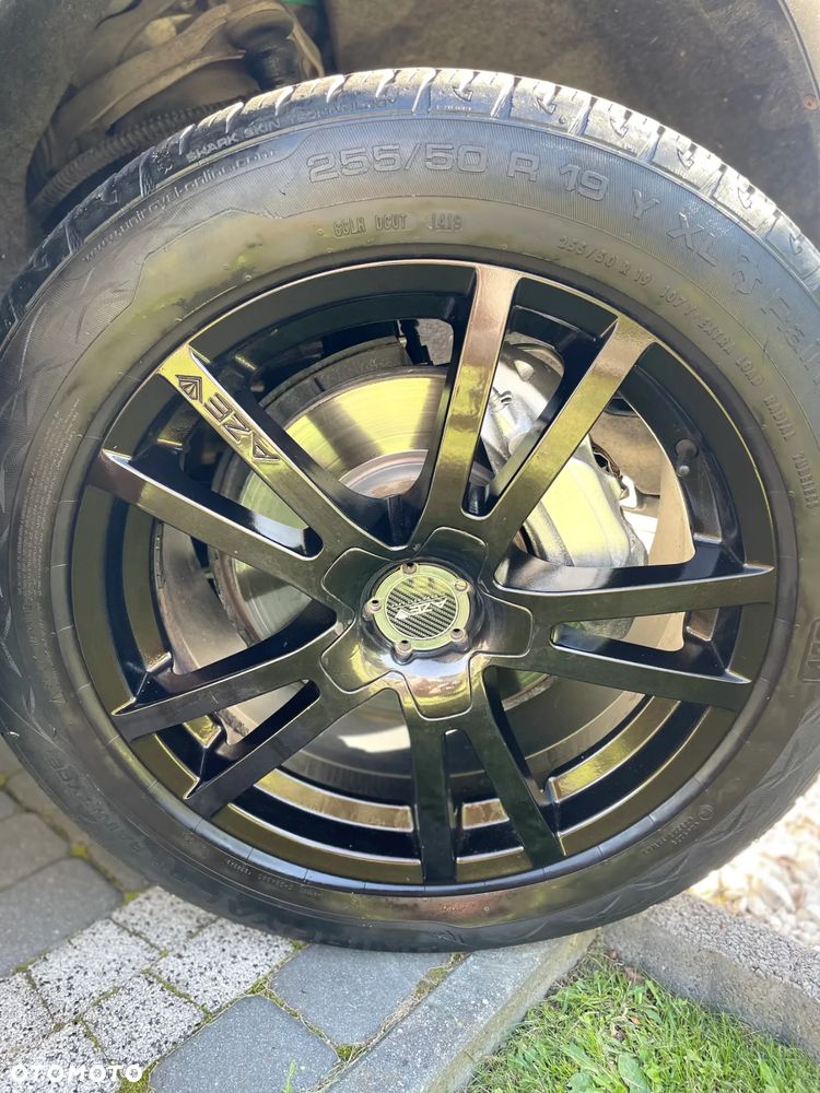 Volkswagen Touareg - 18