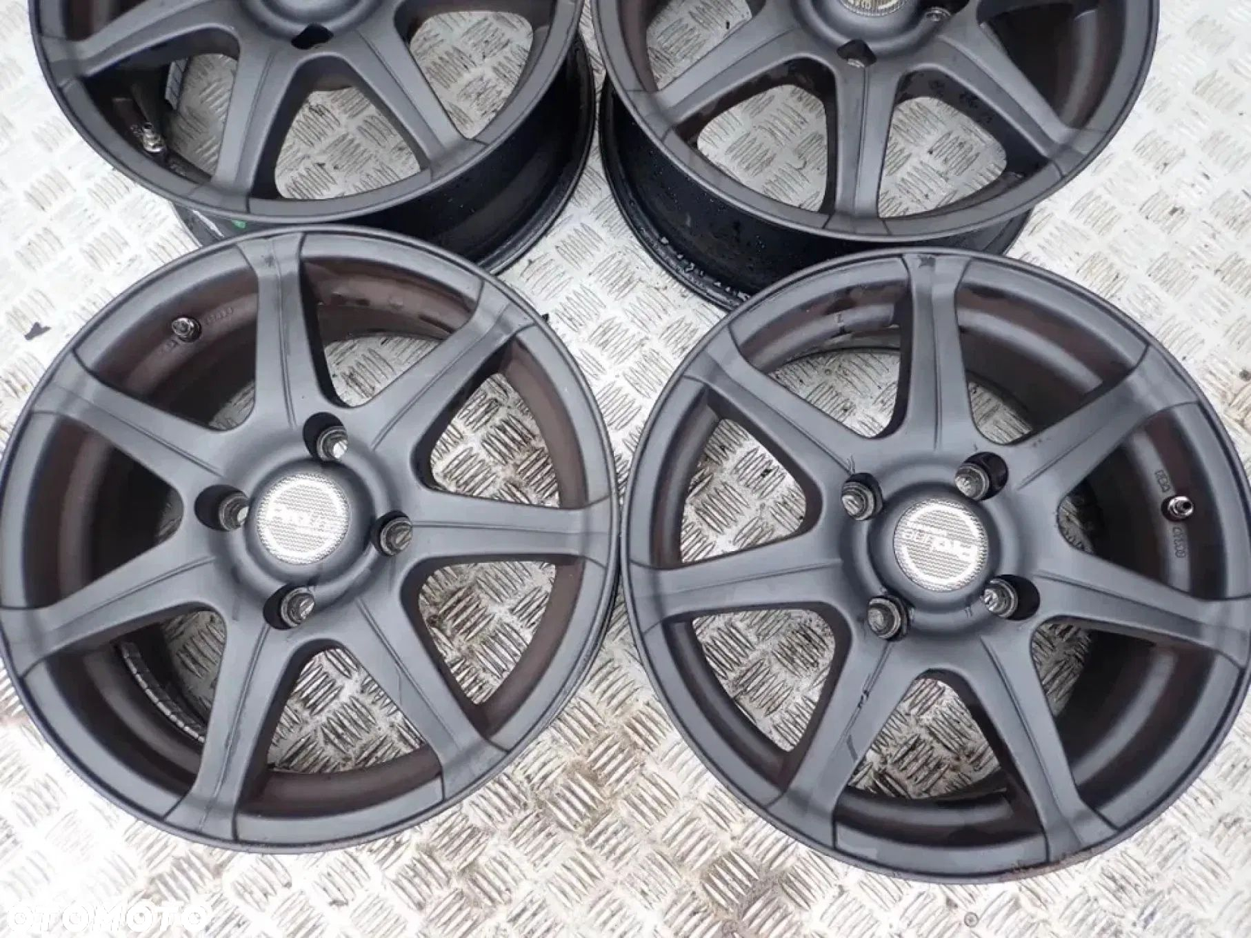 FELGI ALUMINIOWE KIA HYUNDAI 6.5X15 ET40 4X114.3 - 3