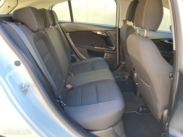 Fiat Tipo 1.3 M-Jet Street - 30