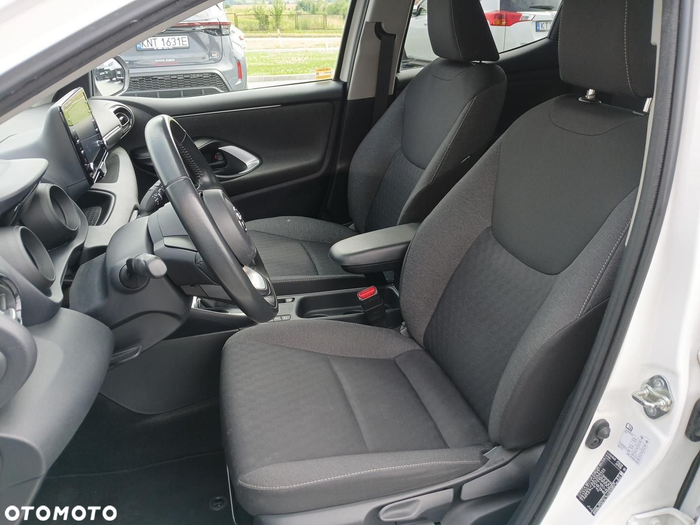 Toyota Yaris - 15