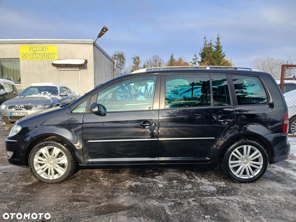 Volkswagen Touran - 5