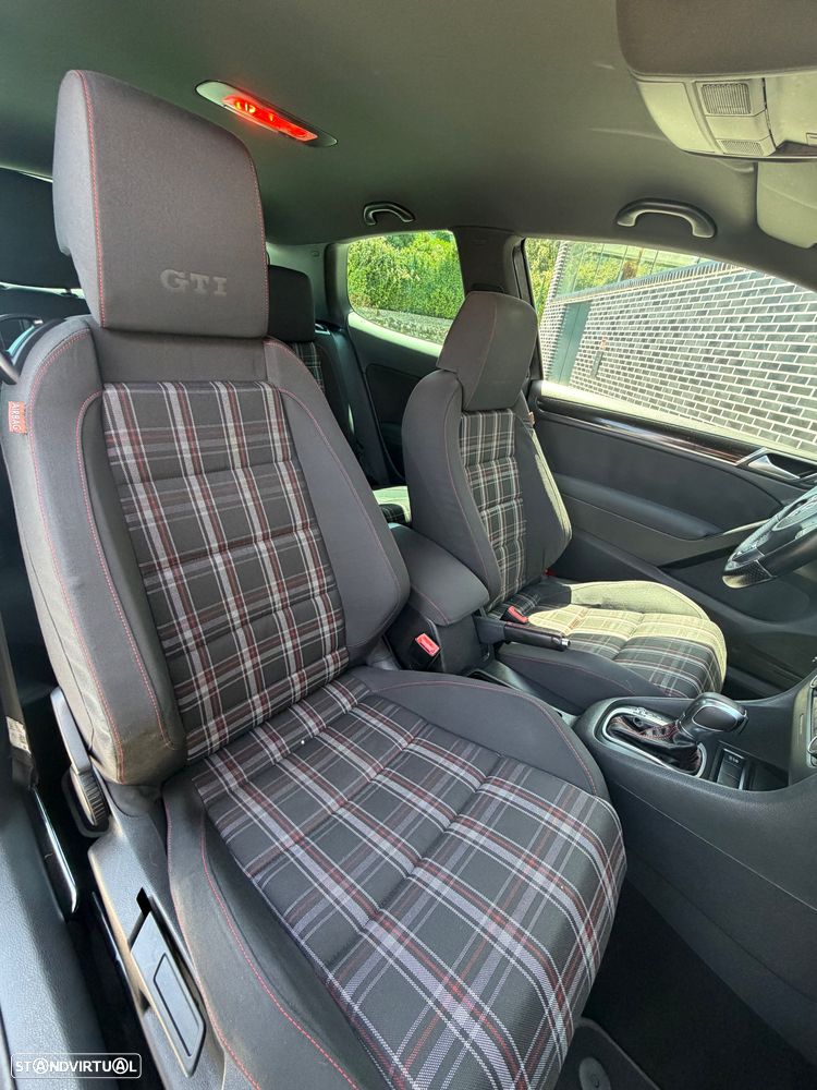 VW Golf 2.0 GTI DSG - 14