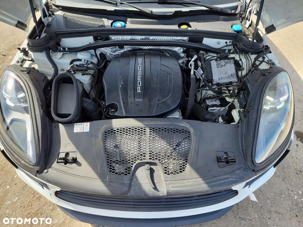 Porsche Macan PDK - 13