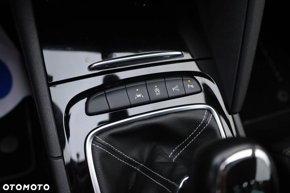 Opel Insignia 1.5 T GPF Innovation S&S - 17