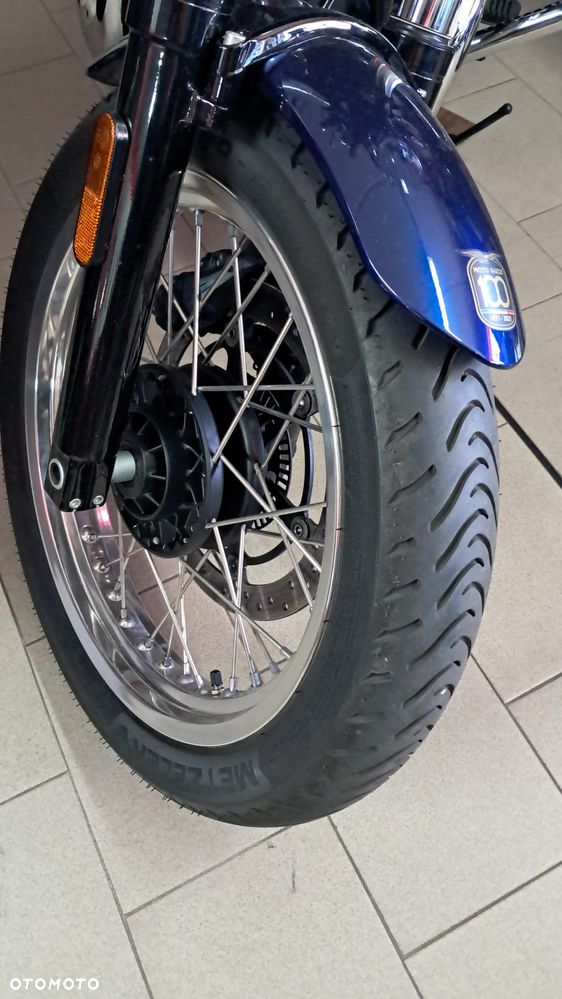 Moto Guzzi V7 - 3