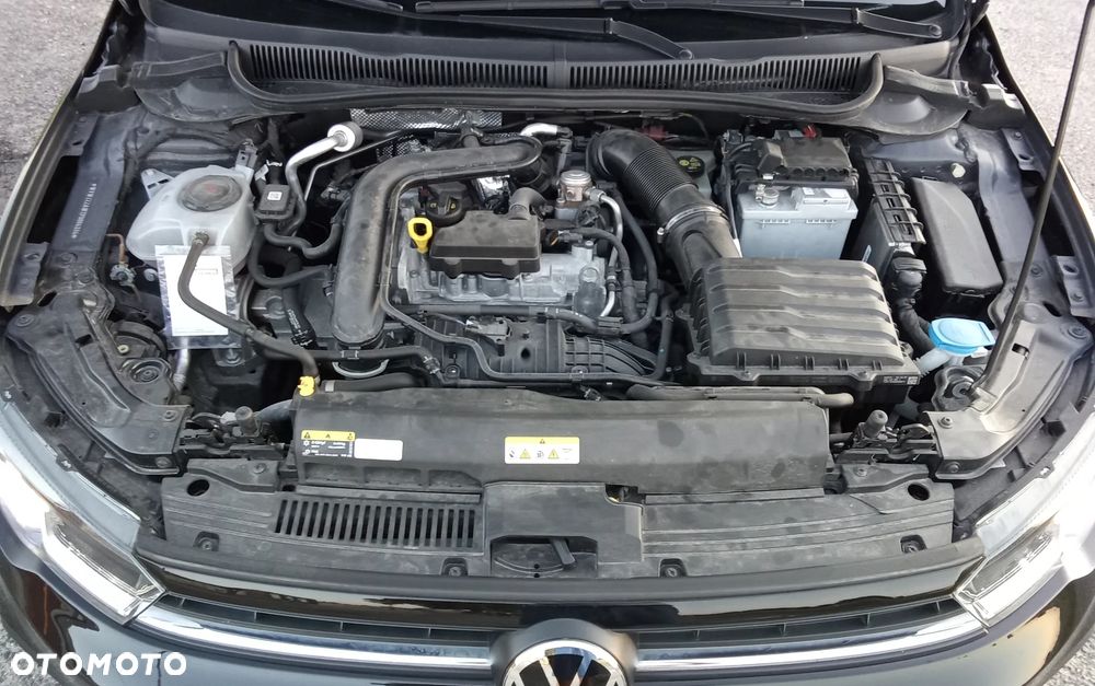 Volkswagen Polo 1.0 TSI Life DSG - 23