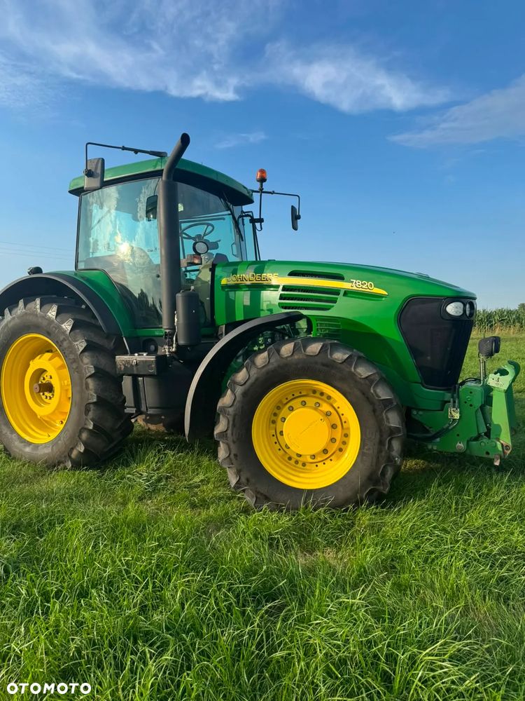 John Deere 7820 - 3