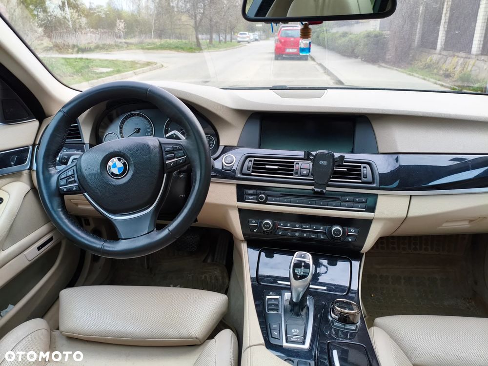 BMW Seria 5 530d - 8