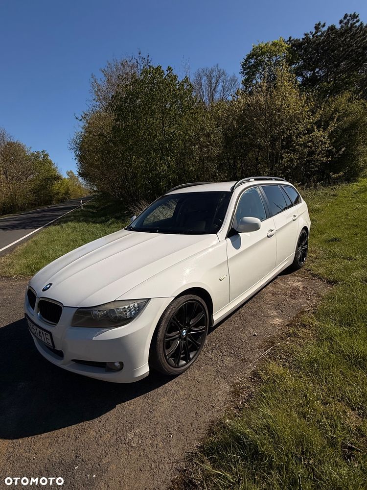 BMW Seria 3 318i - 1