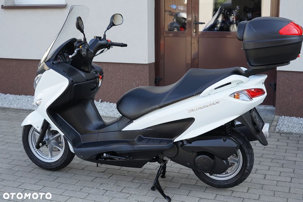 Suzuki Burgman - 19