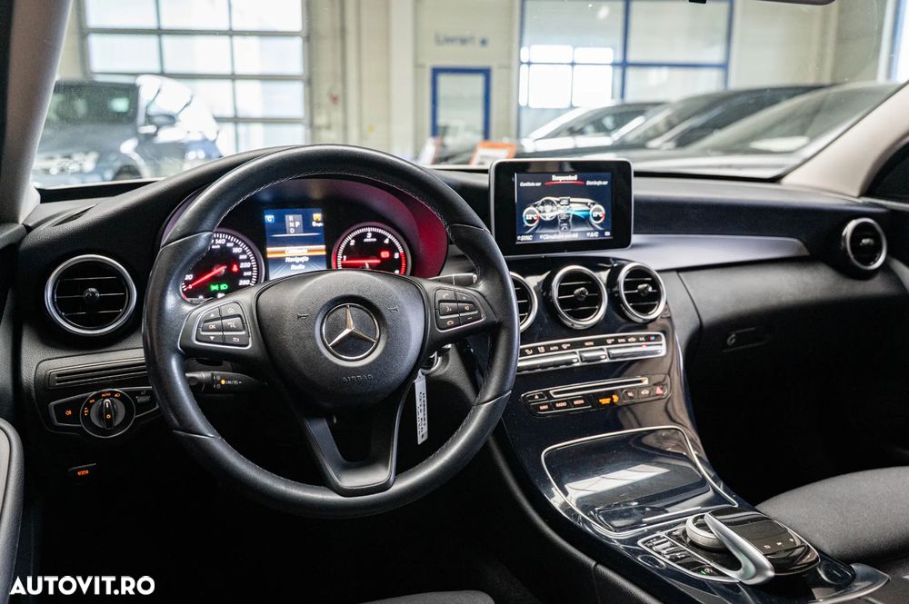 Mercedes-Benz C 220 d 9G-TRONIC - 29