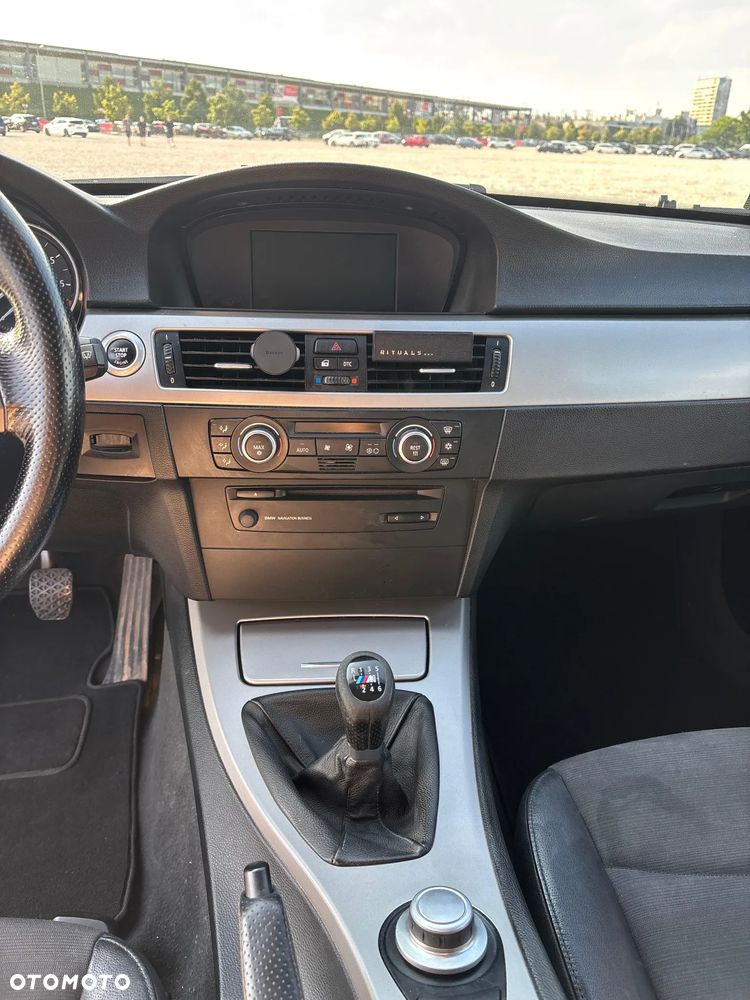 BMW Seria 3 - 16