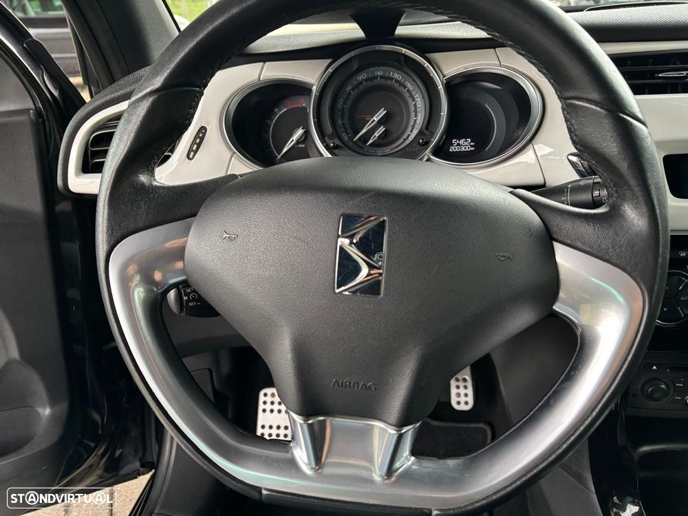Citroën DS3 1.6 e-HDi So Chic - 9