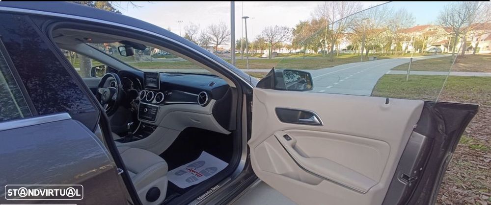 Mercedes-Benz CLA 180 d Shooting Brake - 16