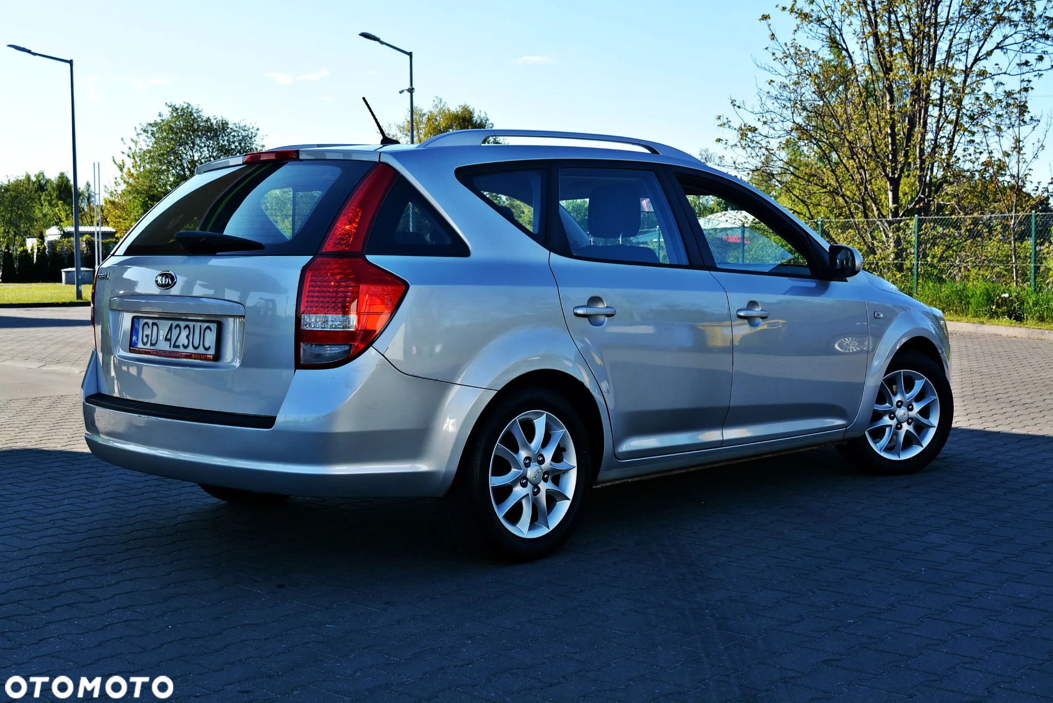 Kia Ceed 1.4 CVVT SW LX - 15