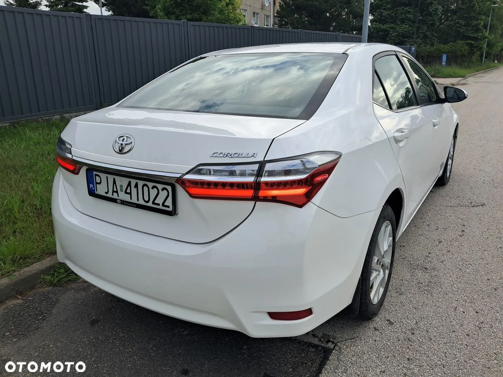 Toyota Corolla 1.6 Comfort - 8