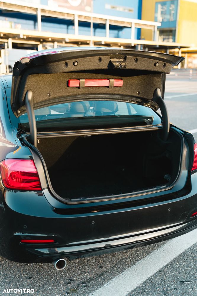 BMW Seria 3 318d - 18