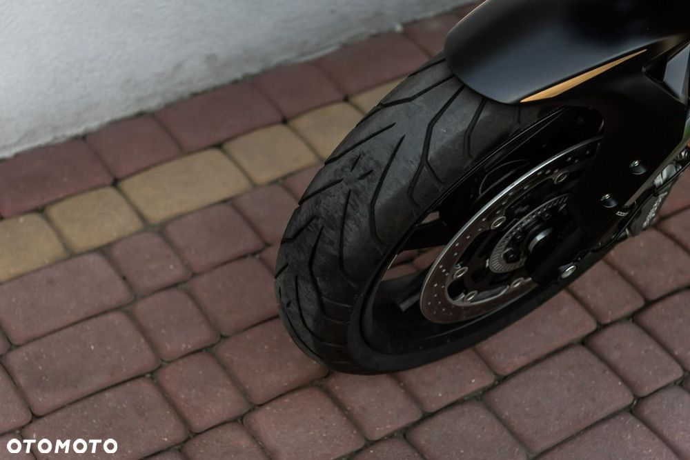 QJMOTOR SRK 800 - 8