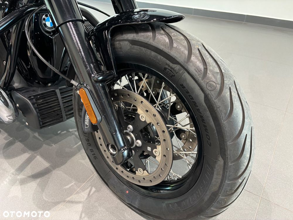 BMW R - 9