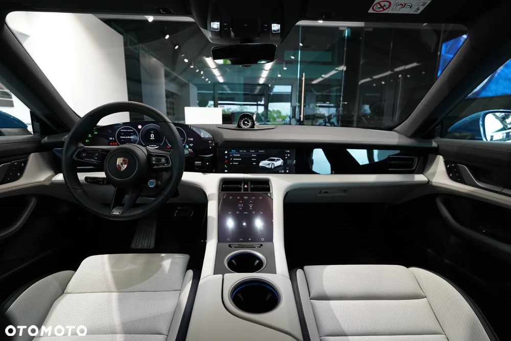 Porsche Taycan 105kWh 4 Cross Turismo - 10