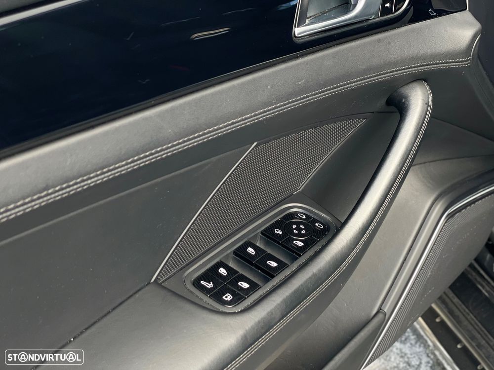 Porsche Panamera Sport Turismo 4 E-Hybrid Platinum Edition - 25