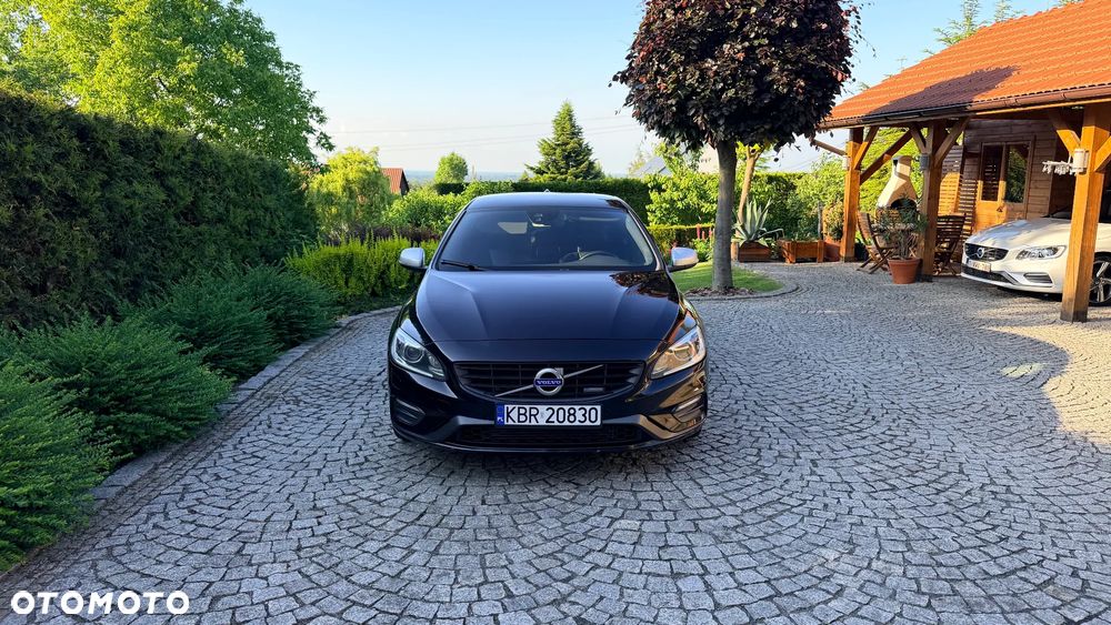 Volvo S60 D4 Drive-E R-Design Summum - 9