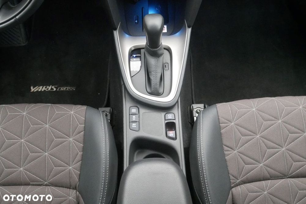 Toyota Yaris Cross - 11