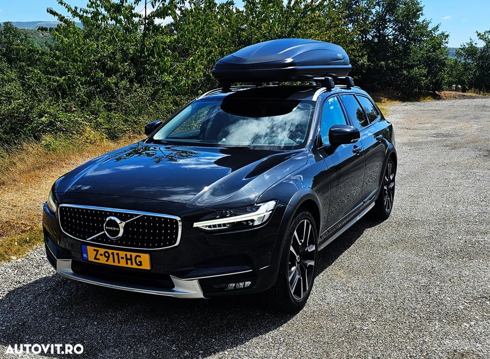 Volvo V90 V90CC D5 AWD - 3