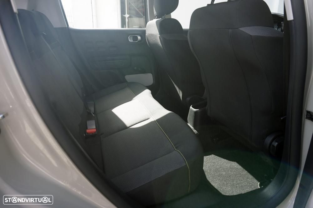 Citroën C3 1.2 PureTech Shine - 4