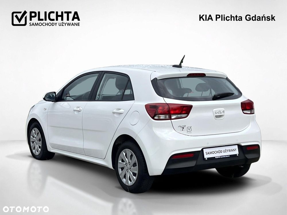 Kia Rio - 2