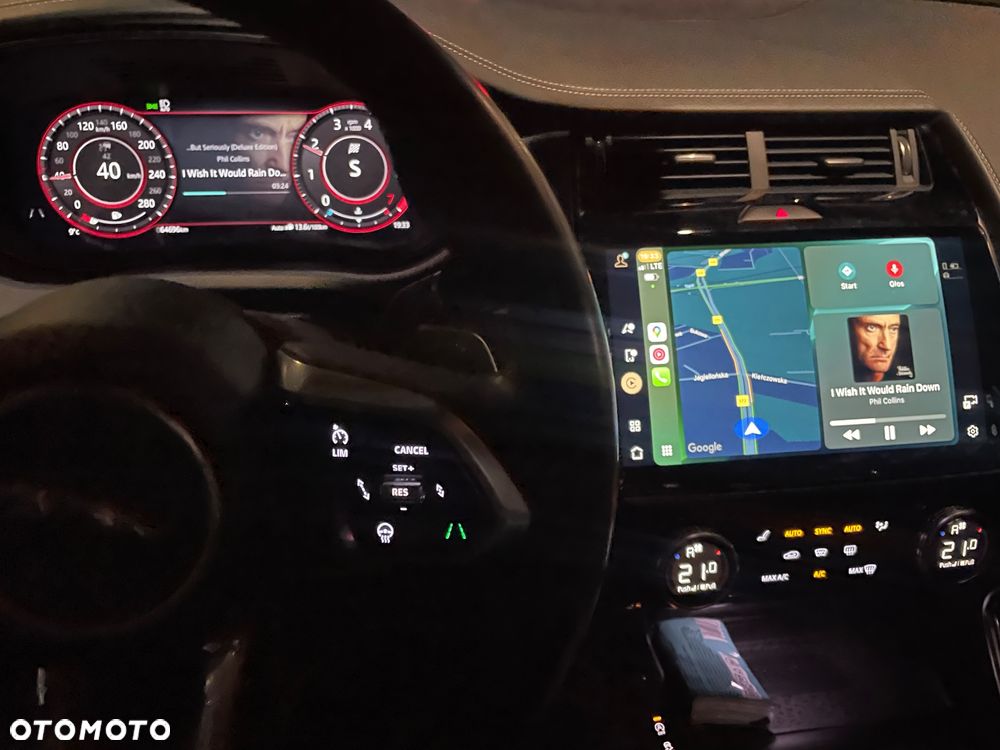 Jaguar E-Pace 2.0 P300 mHEV AWD 300 Sport - 22