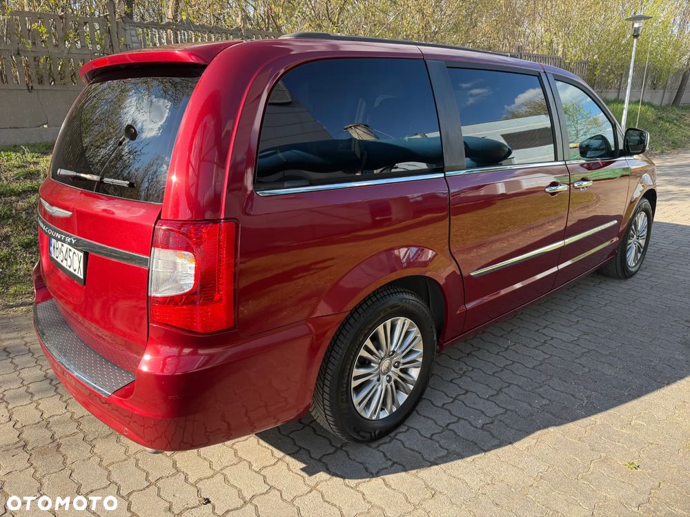 Chrysler Town & Country 3.6 Touring - 11