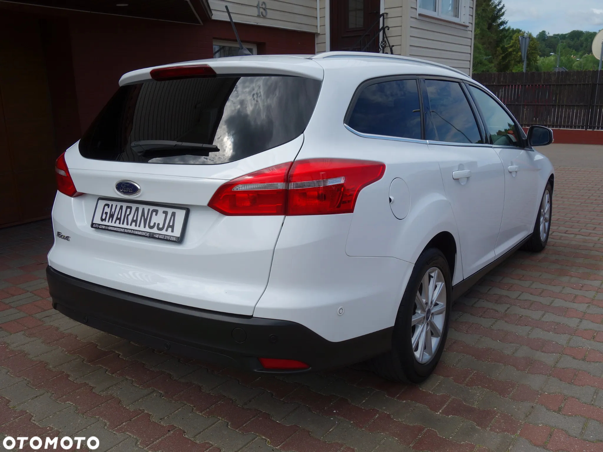 Ford Focus Turnier 1.5 EcoBlue Start-Stopp-System TITANIUM - 9