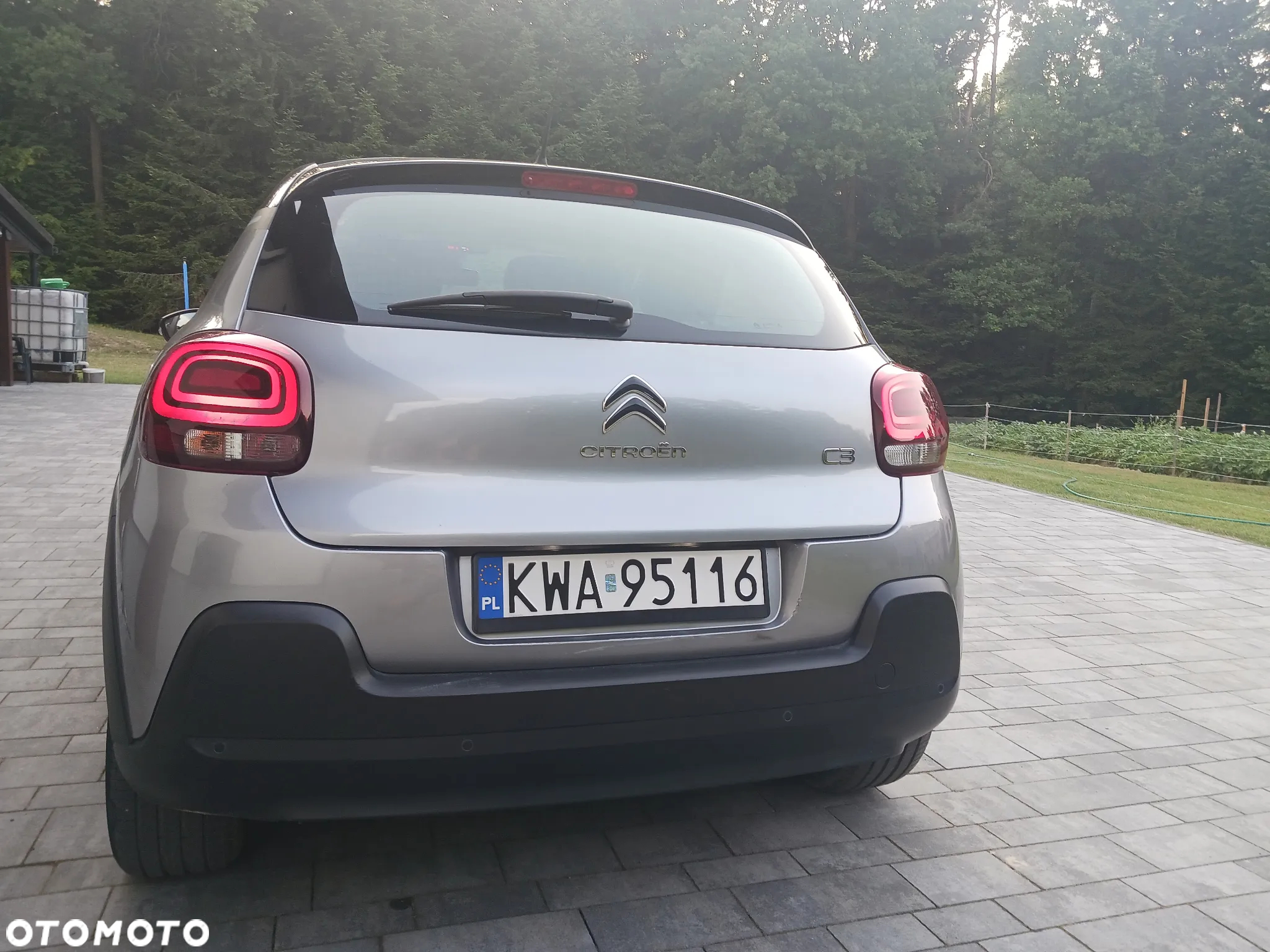 Citroën C3 1.2 PureTech Shine - 4