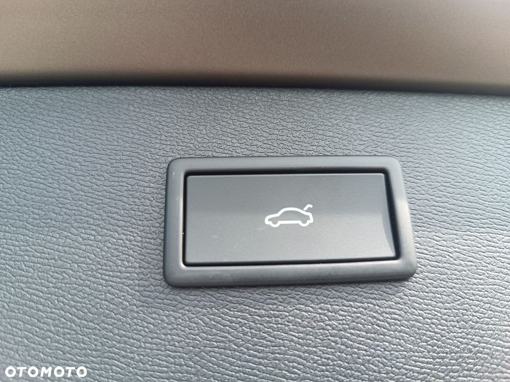 Cupra Formentor 1.5 eTSI mHEV DSG - 11