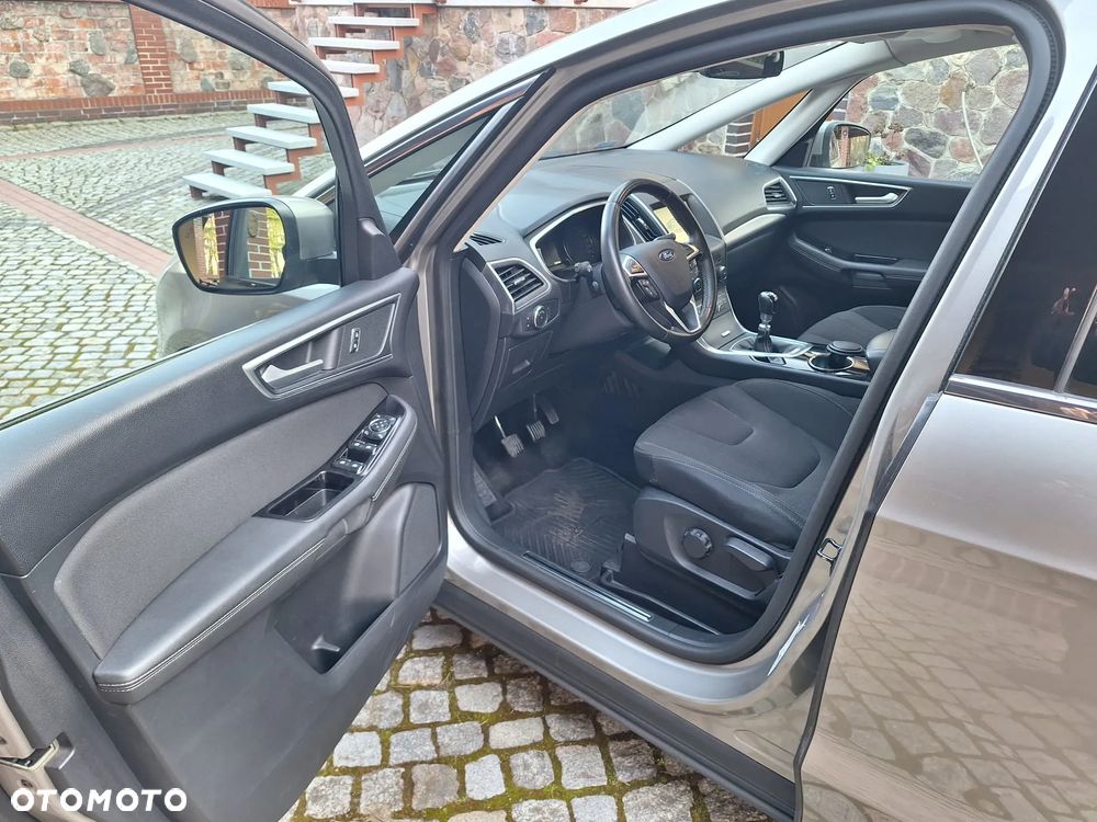 Ford S-Max 2.0 TDCi Trend - 4