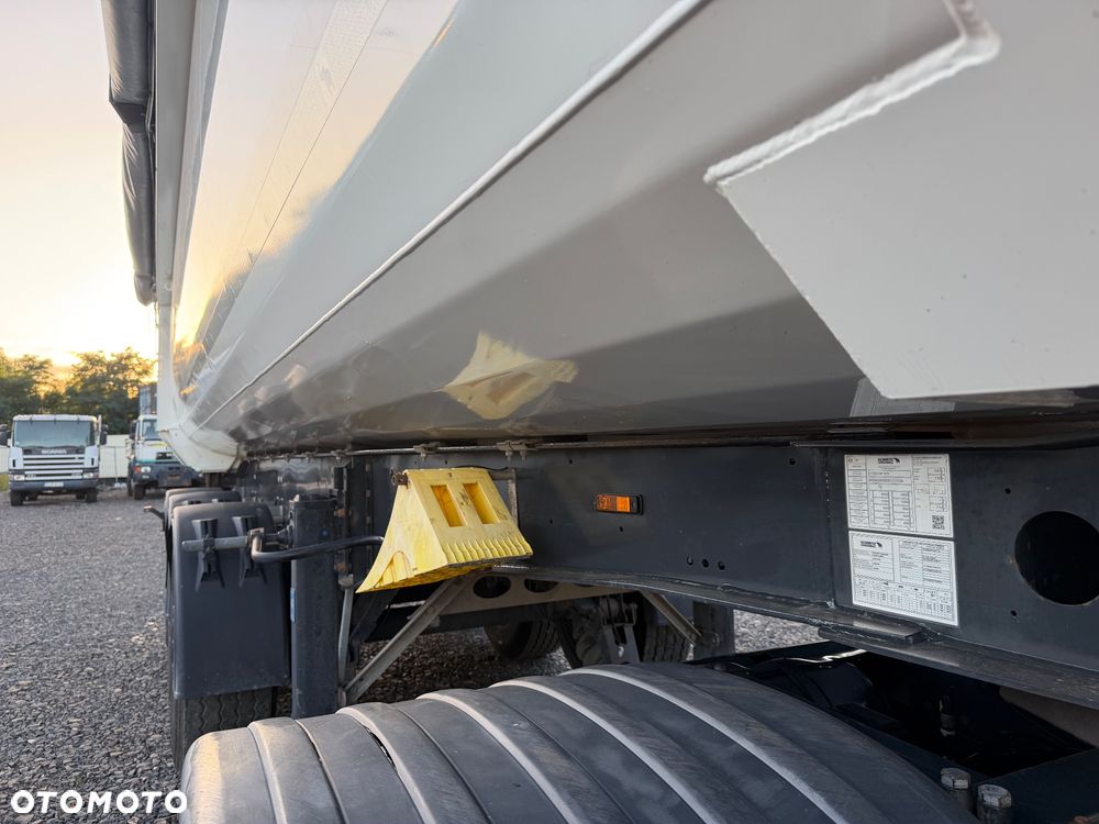 Schmitz Cargobull Scb/wywrotka/hardox/ - 10