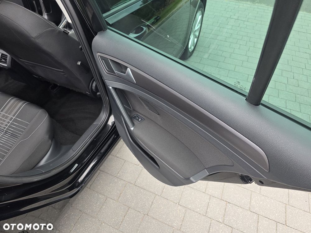Volkswagen Golf 1.2 TSI BlueMotion Technology Lounge - 16