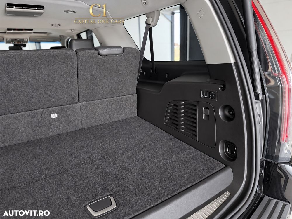 Cadillac Escalade ESV 6.2 V8 AWD AT Platinum - 28