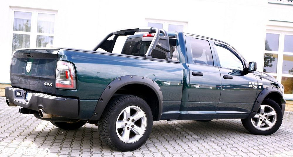 Dodge RAM - 8