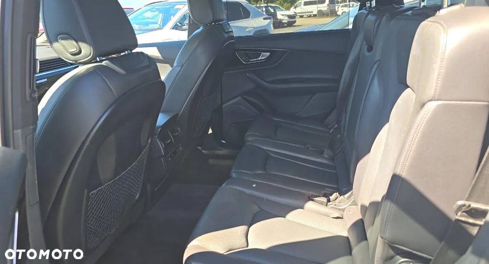 Audi Q7 - 18