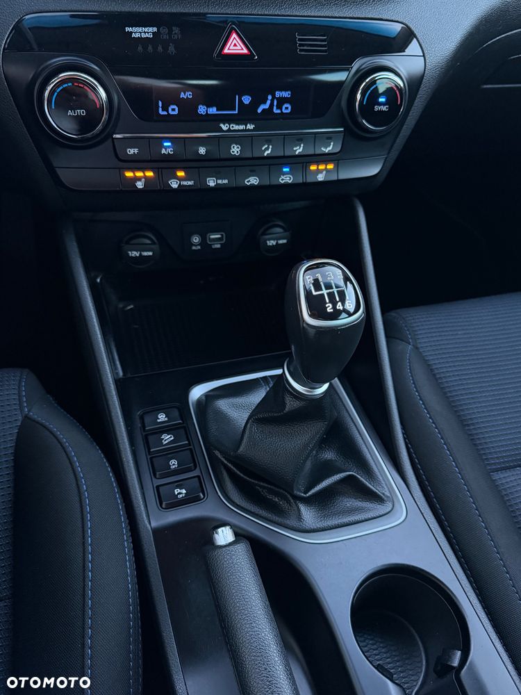 Hyundai Tucson blue 1.6 GDi 2WD Intro Edition - 31