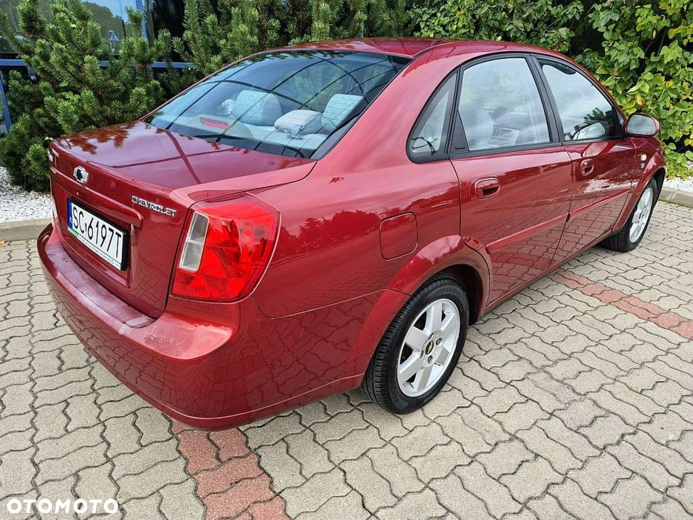 Chevrolet Nubira 1.6 SE - 17