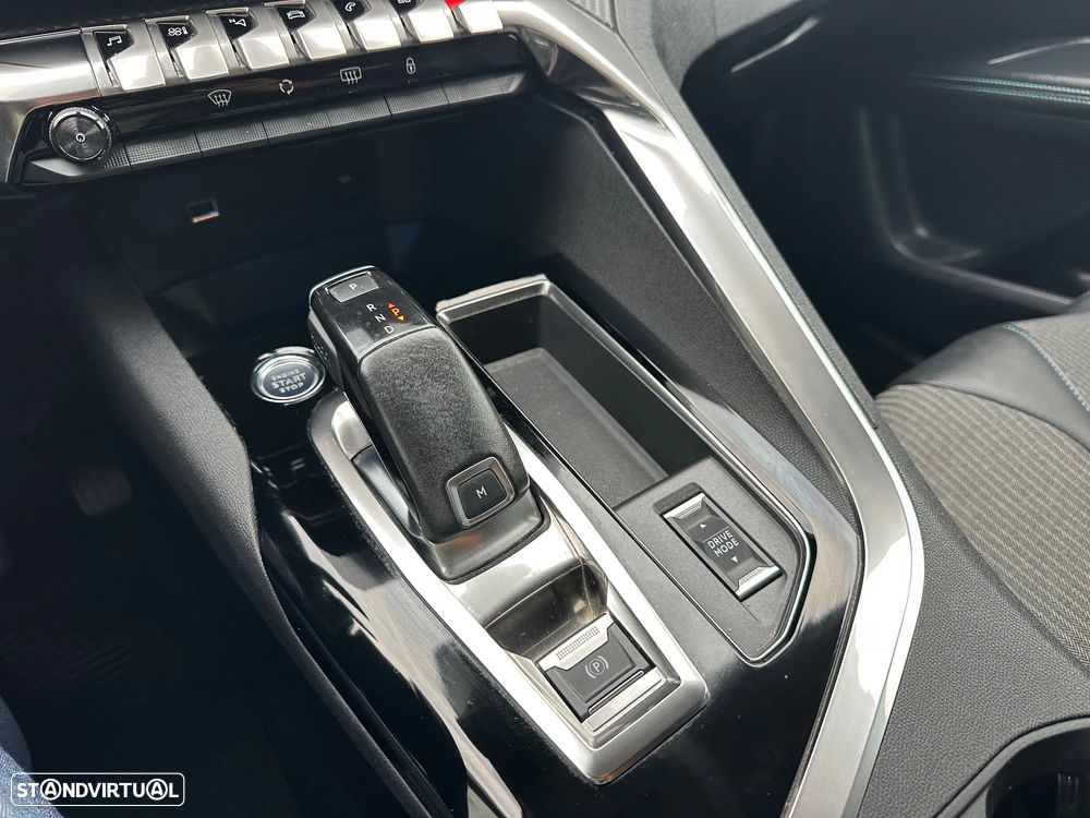 Peugeot 5008 1.5 BlueHDi Allure Pack EAT8 - 11