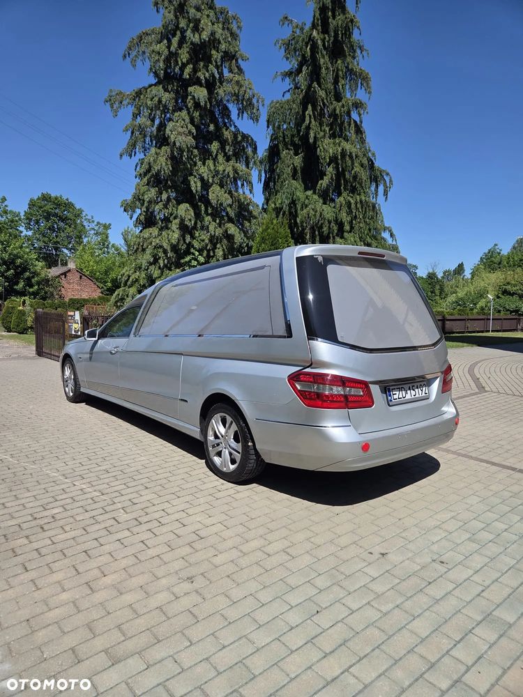 Mercedes-Benz Klasa E 250 CDI DPF BlueEFFICIENCY 7G-TRONIC Elegance - 5