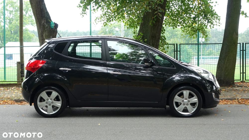 Kia Venga 1.6 CRDi 128 Black Collection - 37